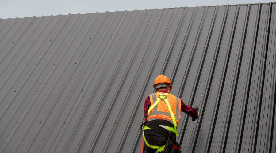 Professional residential roofers in Friedheim, MO